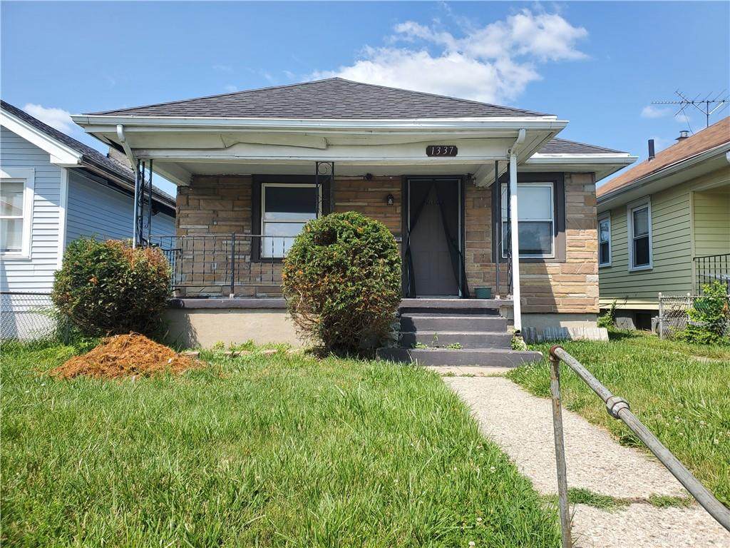 1337 Danner Avenue - Photo 1