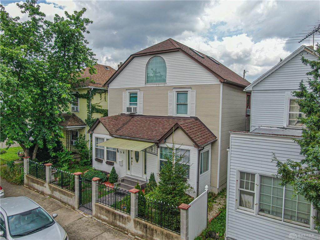 554 Deeds Avenue - Photo 1