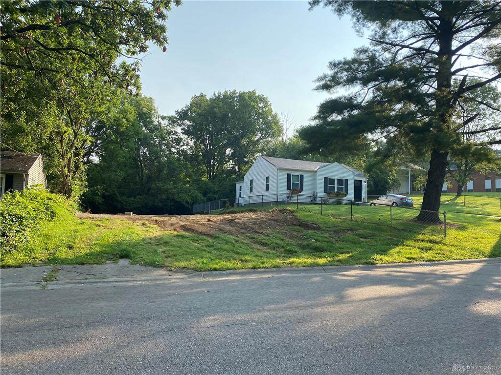 4003 Riverview - Photo 1