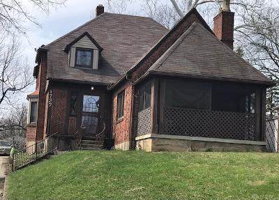 1727 Tennyson Avenue - Photo 1