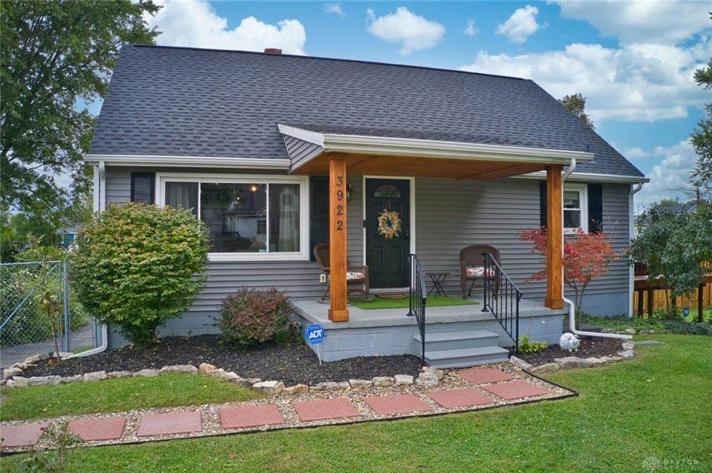 3922 Fieldcrest Drive - Photo 1