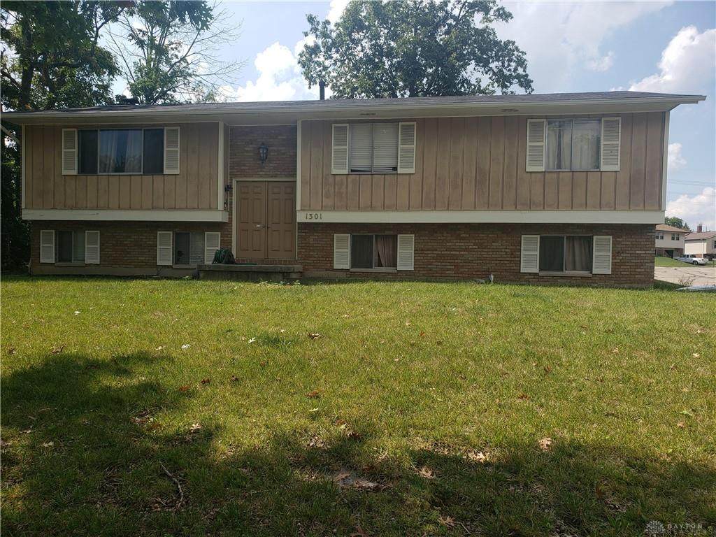 1301 Sherwood Forest Drive - Photo 1