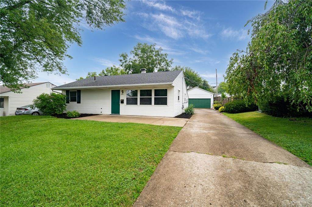 2447 Edenhill Avenue - Photo 1