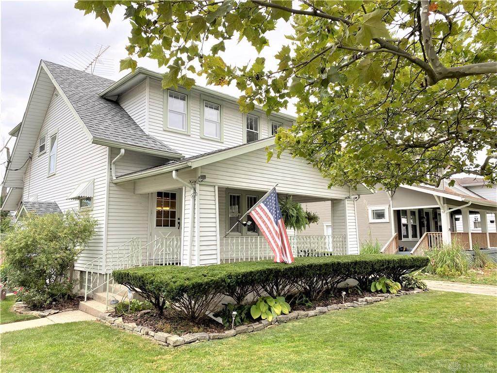 111 Sandhurst Drive - Photo 1