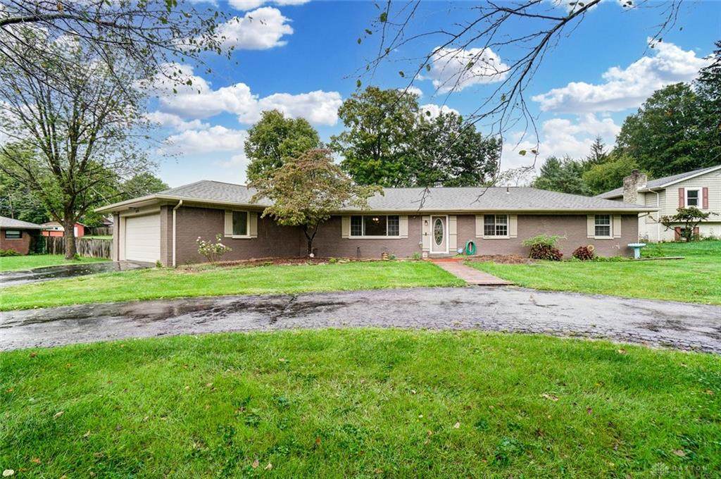 1672 Countryside Drive - Photo 1