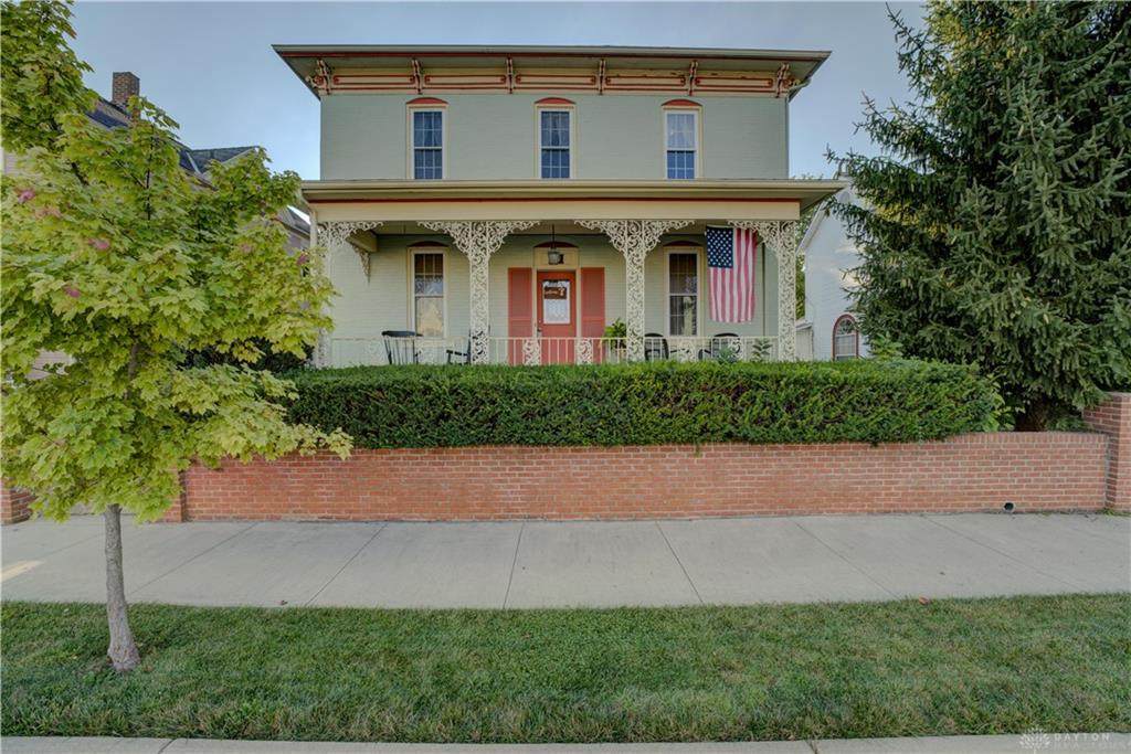 212 Main - Photo 1