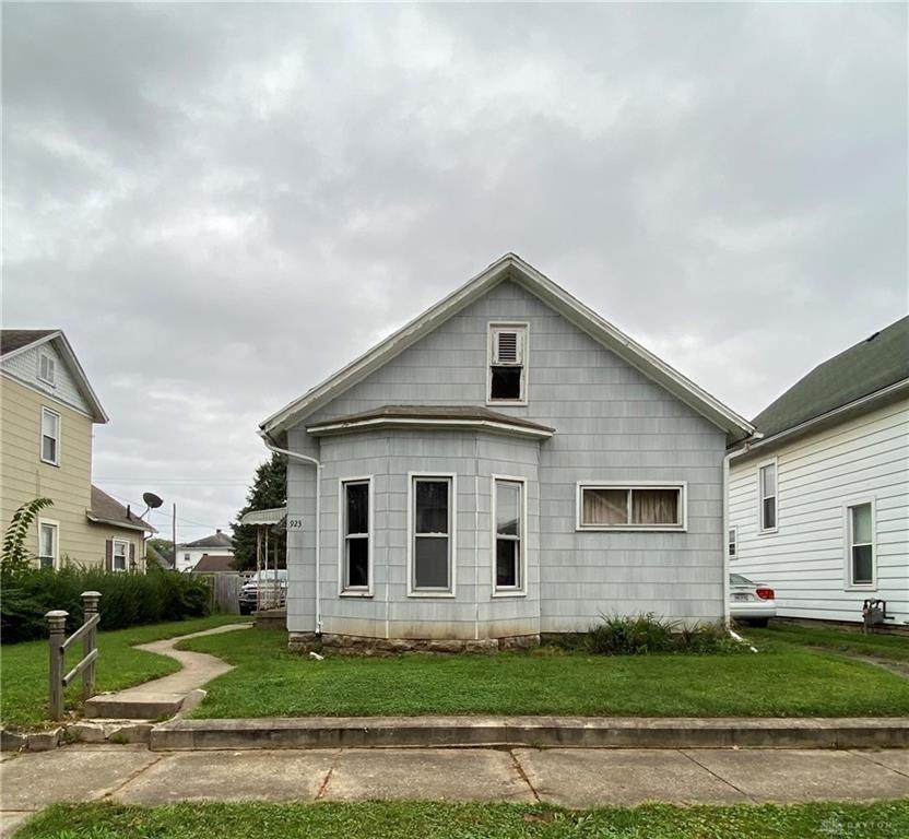 923 North Street - Photo 1