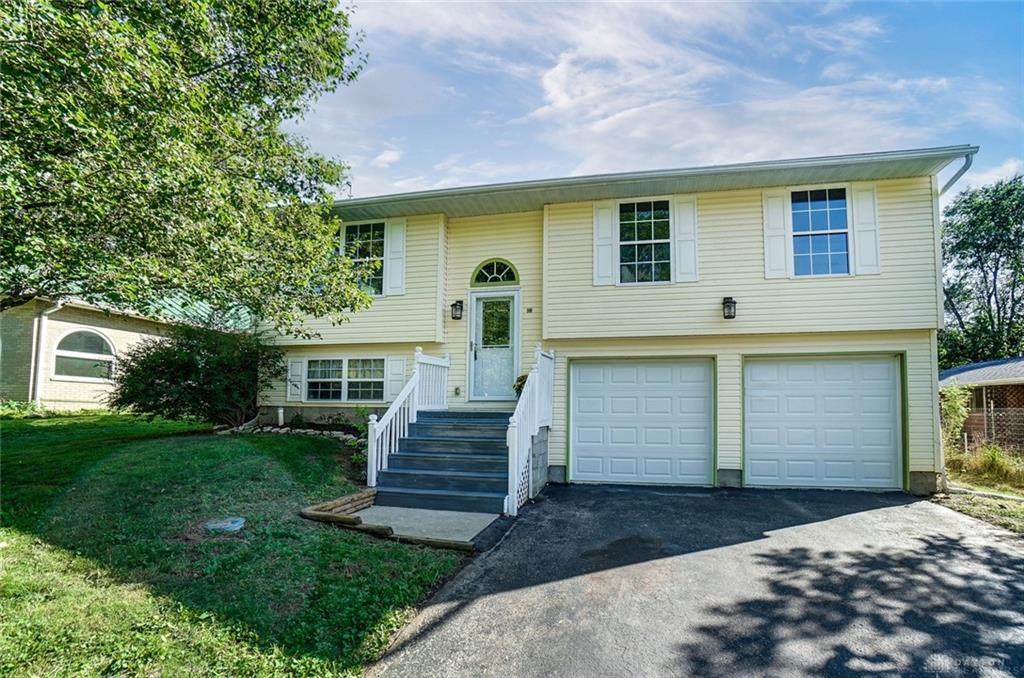 411 Suncrest Drive - Photo 1