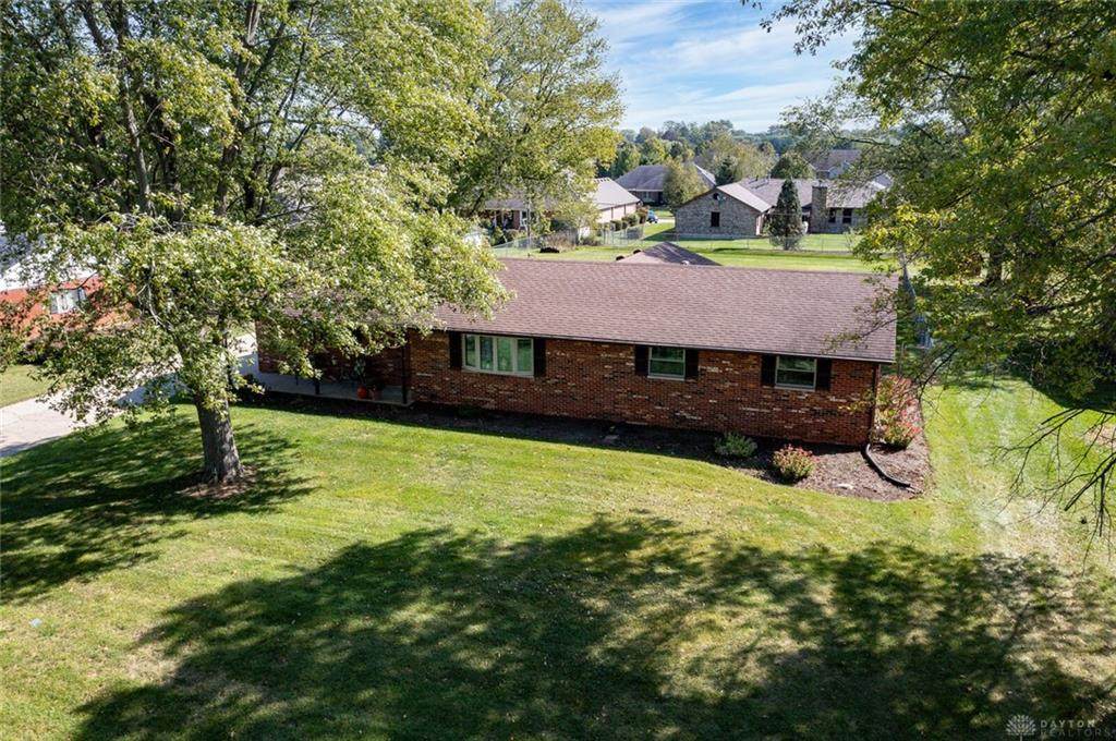 8904 Oriole Drive - Photo 1
