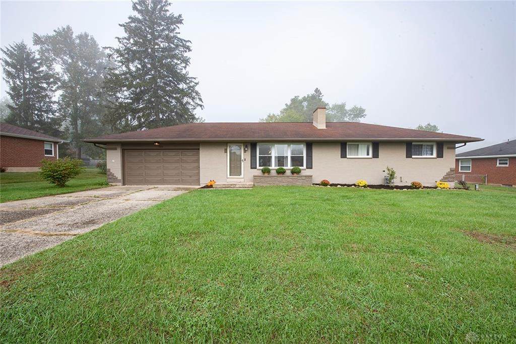 689 Sueden Drive - Photo 1