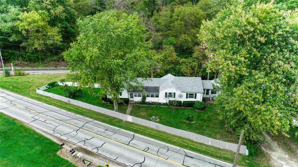 4022 Lower Valley Pike - Photo 1