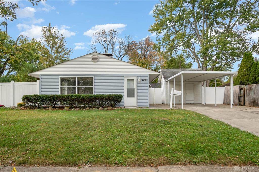125 Lynhaven Drive - Photo 1