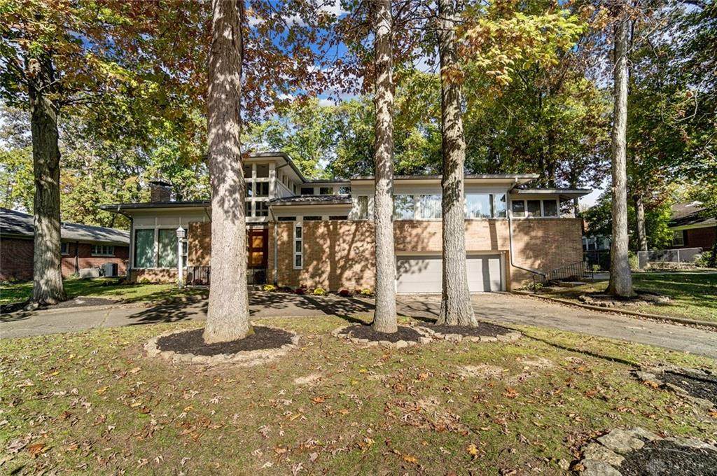 430 Broadmoor Boulevard - Photo 1