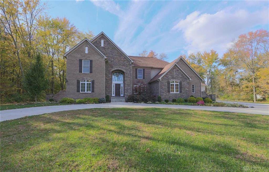 1081 Clough Pike - Photo 1