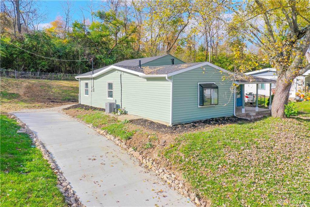 825 Johnson Avenue - Photo 1