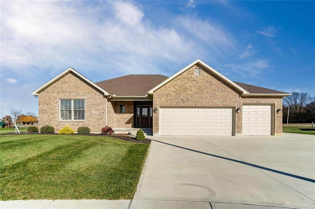 673 Whitechurch Way - Photo 1