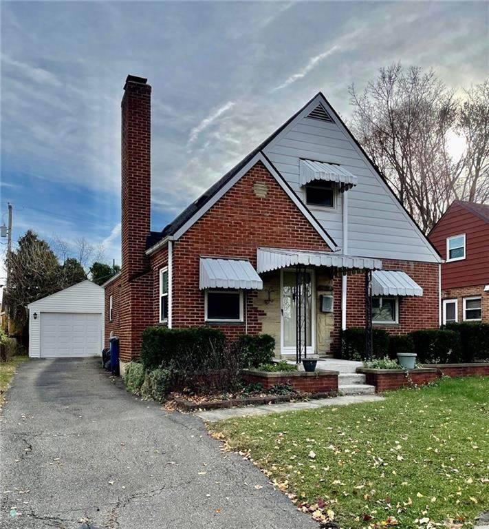 1026 Yorkshire Place - Photo 1