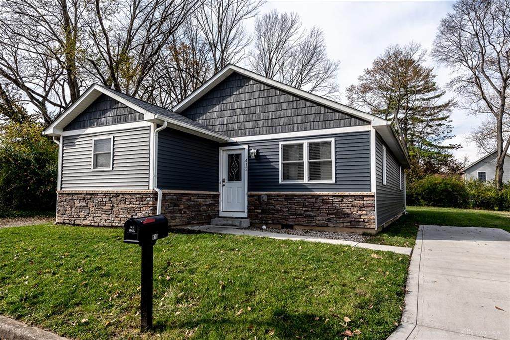 412 Lincoln Street - Photo 1