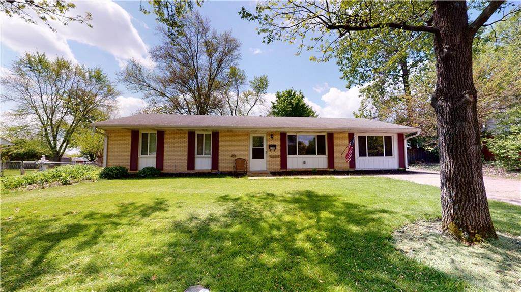 2330 Southlea Drive - Photo 1