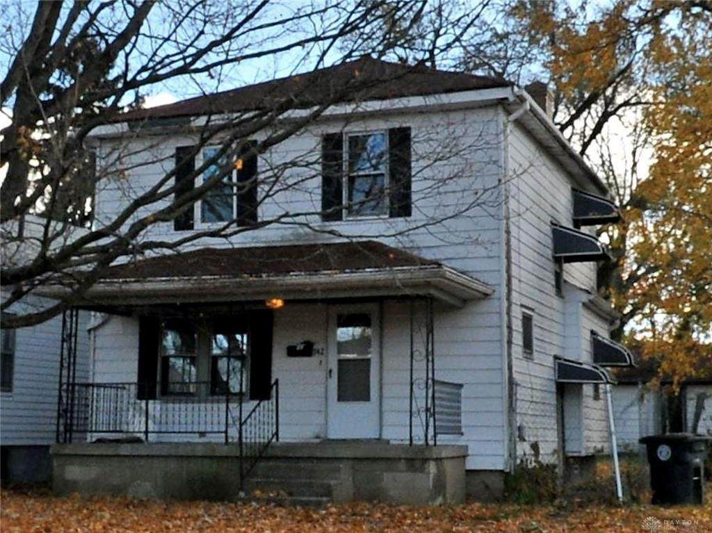 742 Uhrig Avenue - Photo 1