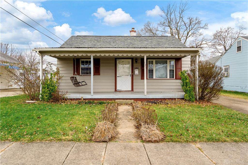 121 Circle Drive - Photo 1