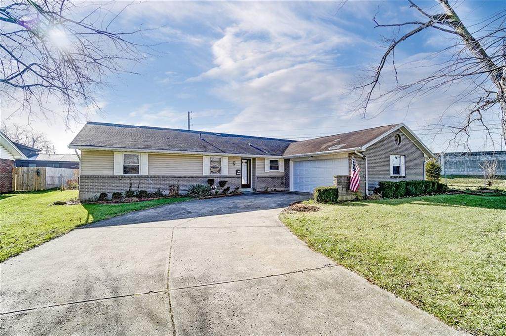 1672 North Road - Photo 1