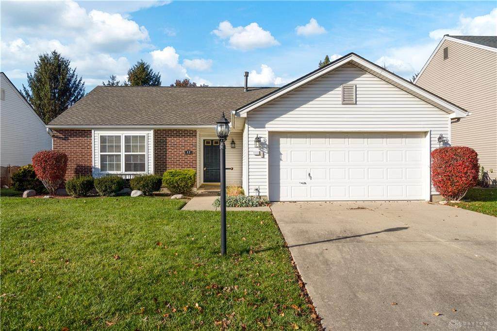 17 Glen Oak Drive - Photo 1