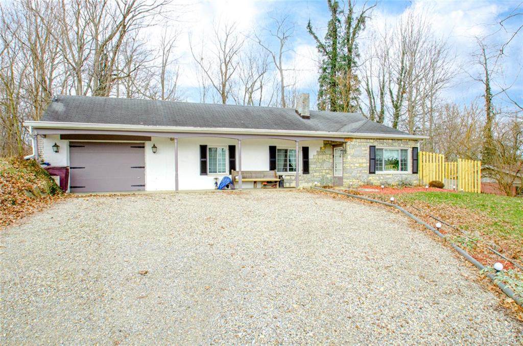 310 Hillcrest Drive - Photo 1