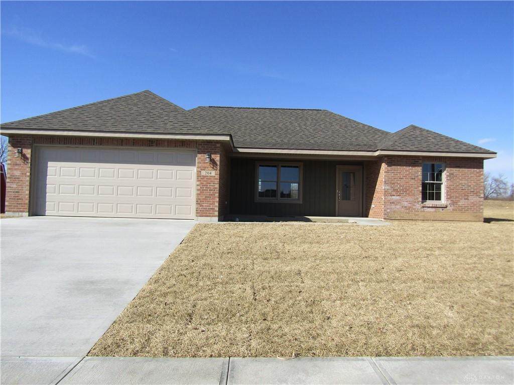 204 Goldenrod Drive - Photo 1