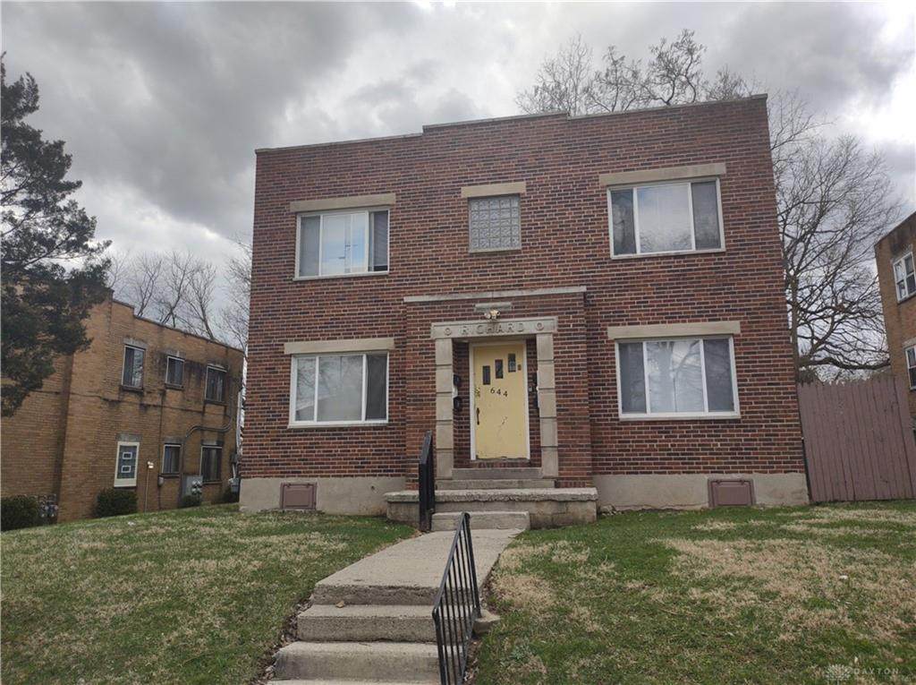 644 Redwood Avenue - Photo 1