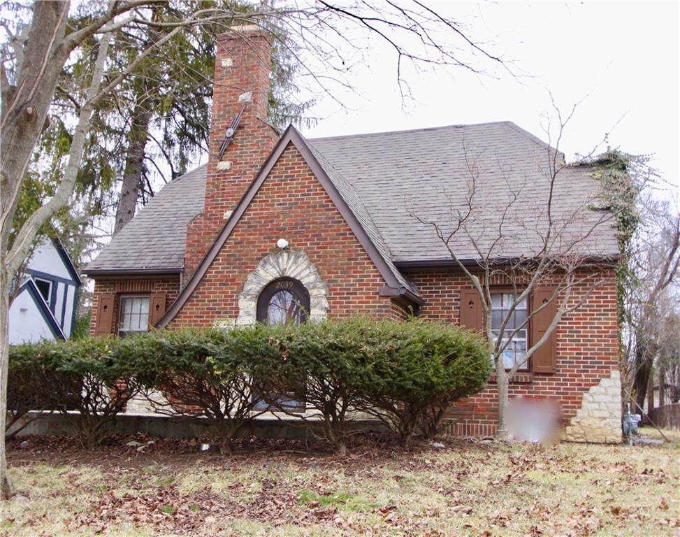 2039 Harvard Boulevard - Photo 1