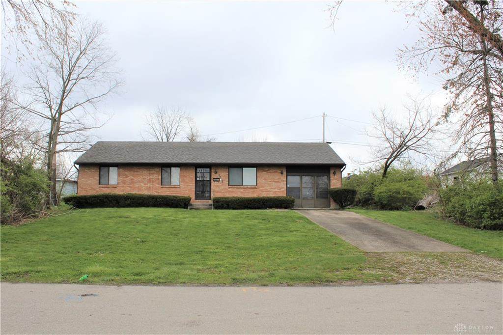 2041 Maplegrove Avenue - Photo 1