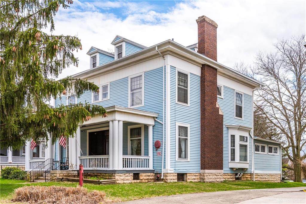 1215 High Street - Photo 1