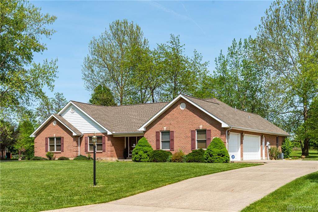 1460 Graceland Drive - Photo 1