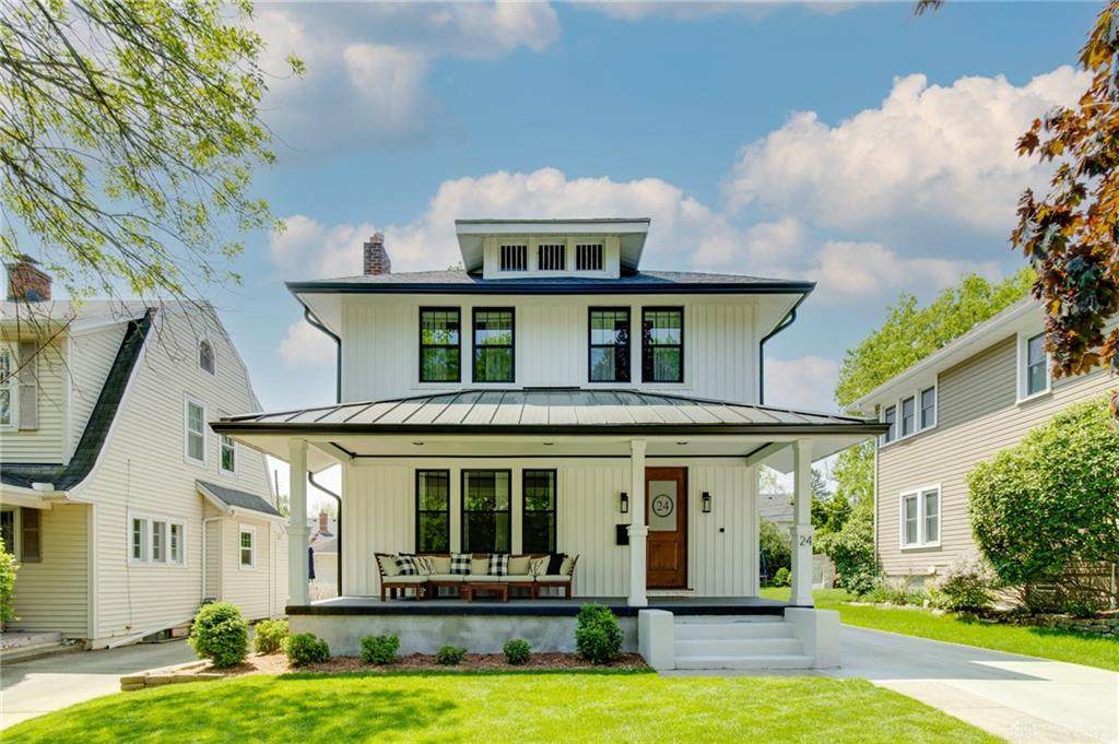 24 Corona Avenue - Photo 1