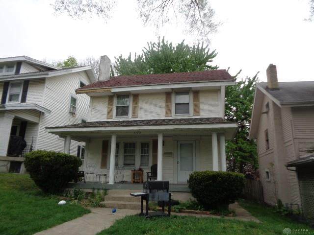 1143 Beaumont Avenue - Photo 1