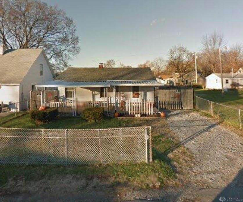 321 Forest Street - Photo 1