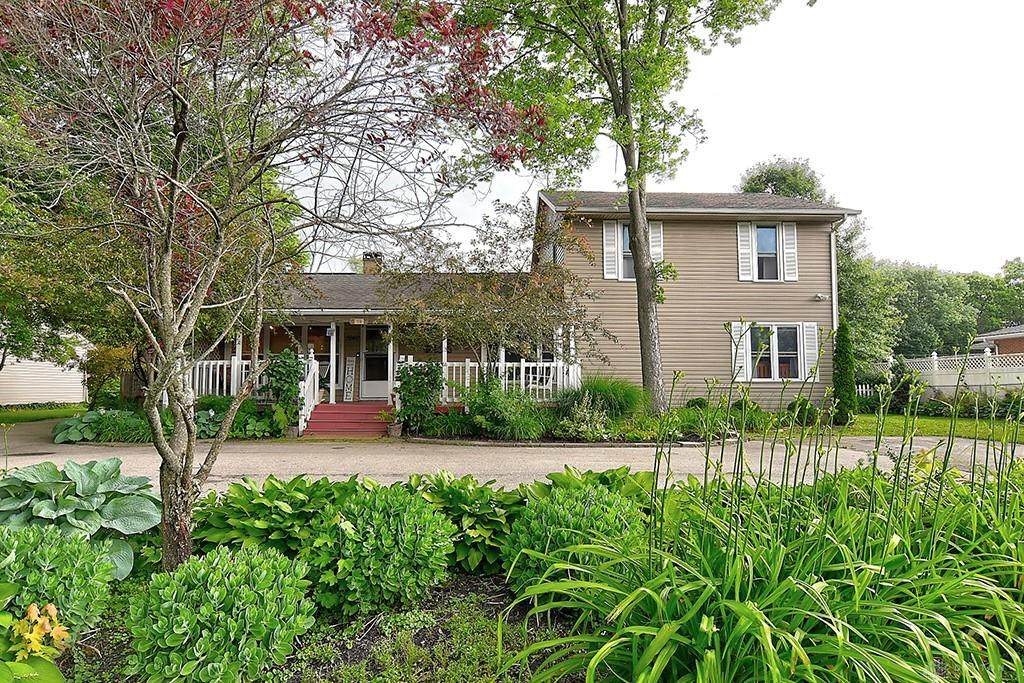 1940 Skyview Drive - Photo 1