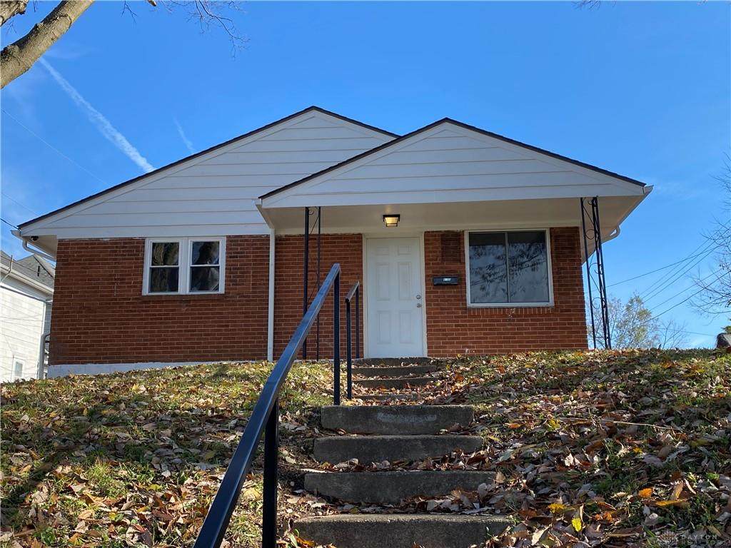 814 Easton Street - Photo 1