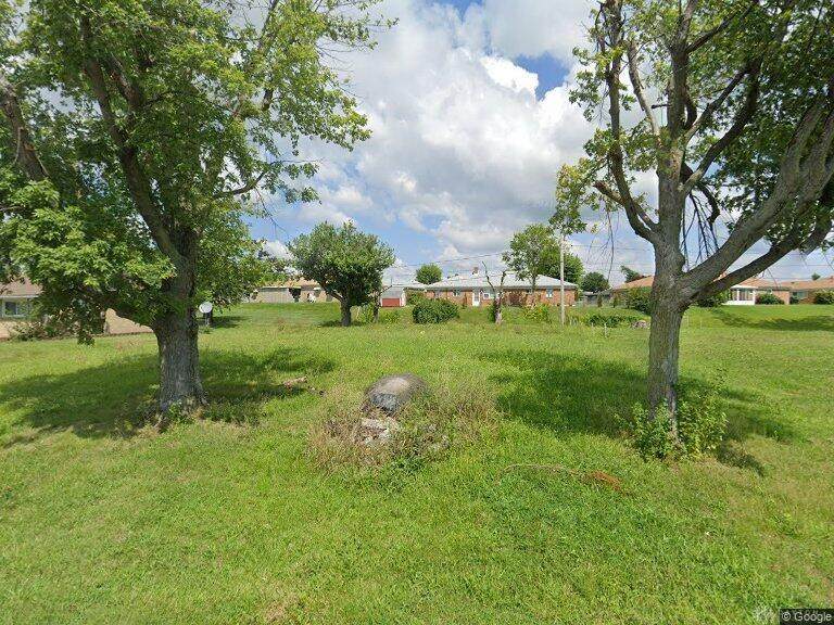 5212 Weddington Drive - Photo 1