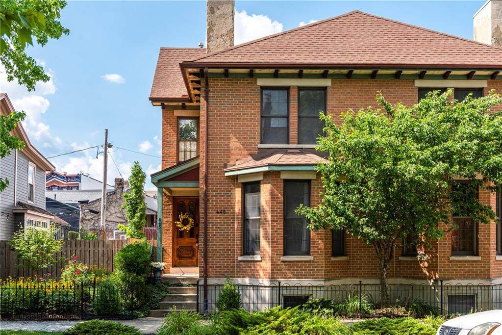 445 6th Street - Photo 1