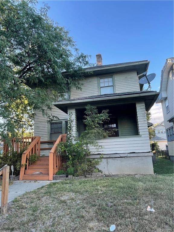 957 Ferndale Avenue - Photo 1
