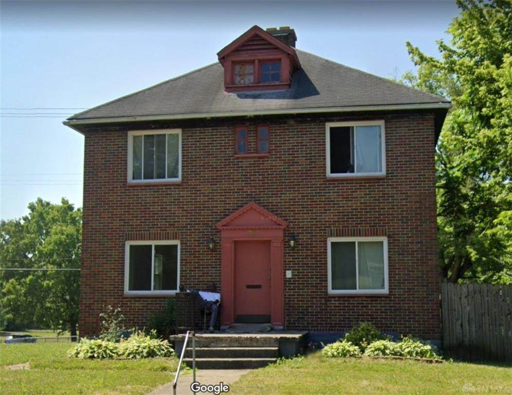 1706 Grand Avenue - Photo 1
