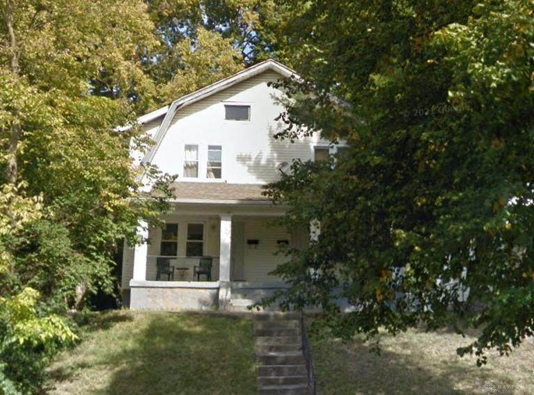 2033 Grand Avenue - Photo 1