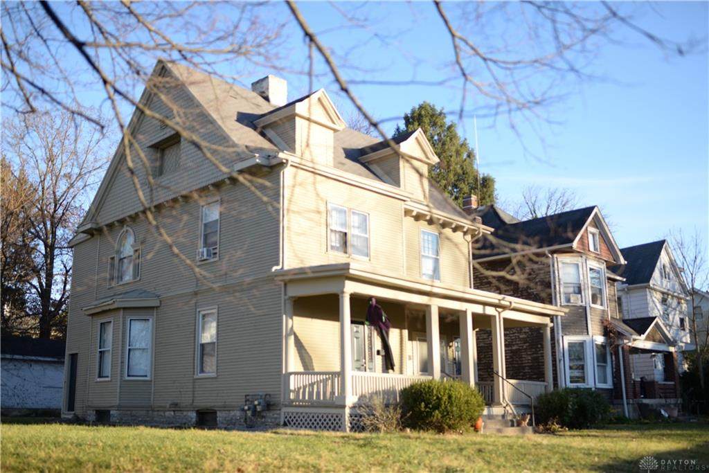 128 Richmond Avenue - Photo 1