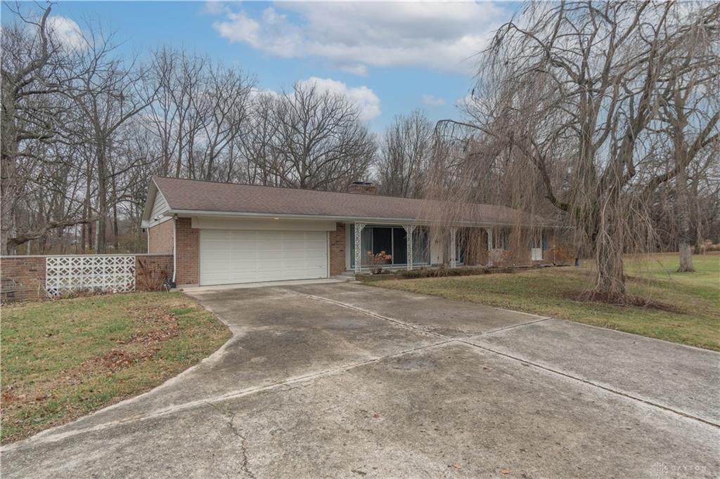 9101 Piqua Lockington Road - Photo 1