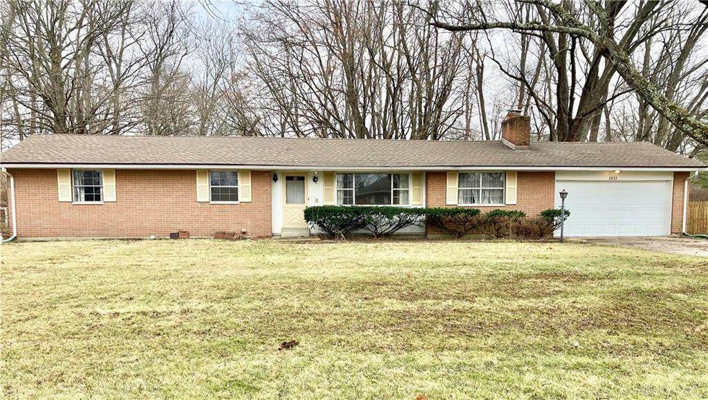 2833 La Cresta Drive - Photo 1
