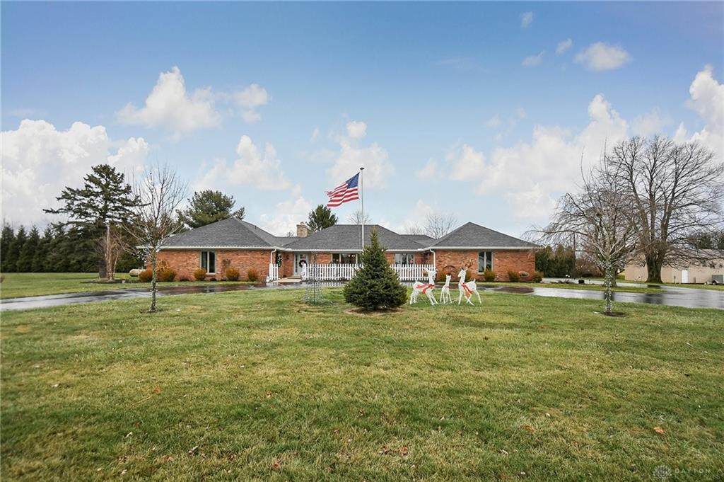 906 Quarry Road - Photo 1