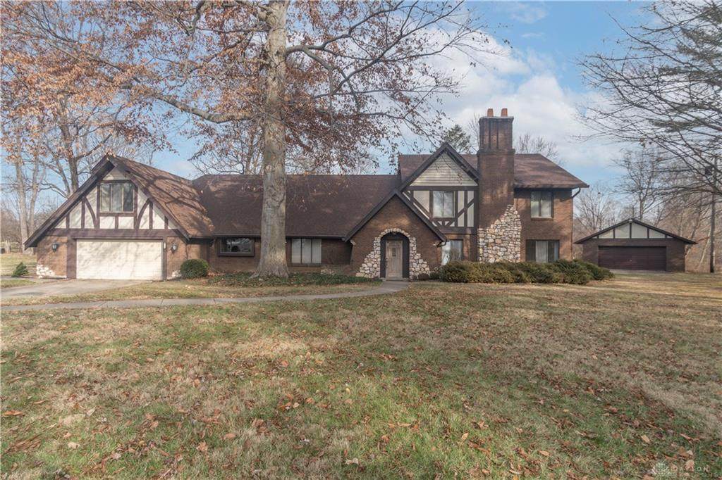 7260 Candlewyck Court - Photo 1