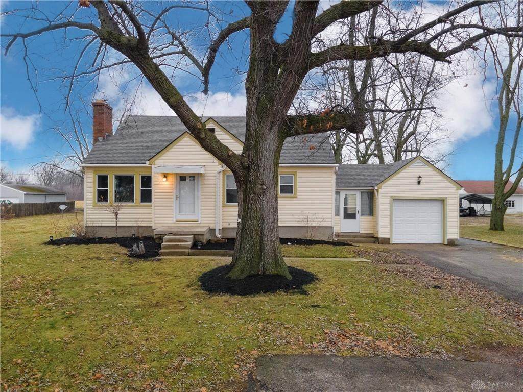 8868 Peters Pike - Photo 1